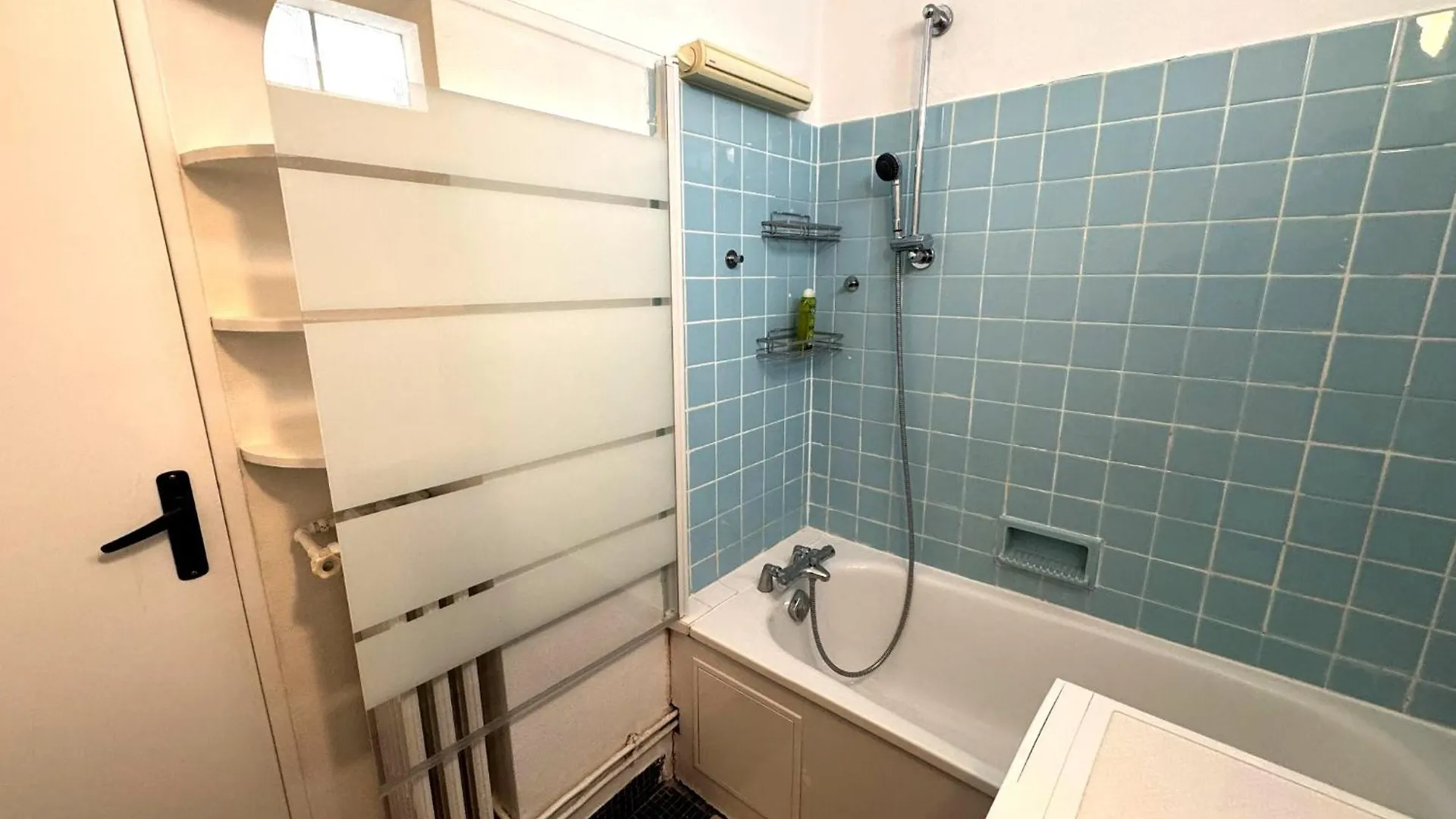 Nid Douillet Et Convivial A Gambetta, Paris 20Eme Apartment