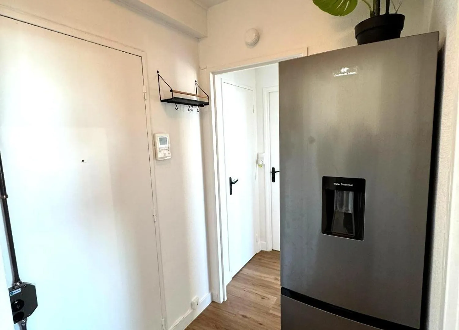 Appartamento Nid Douillet Et Convivial A Gambetta, Paris 20Eme 0*,  Francia