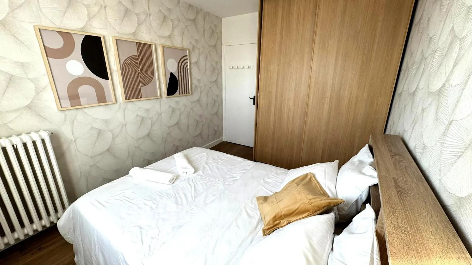 Appartamento Nid Douillet Et Convivial A Gambetta, Paris 20Eme
